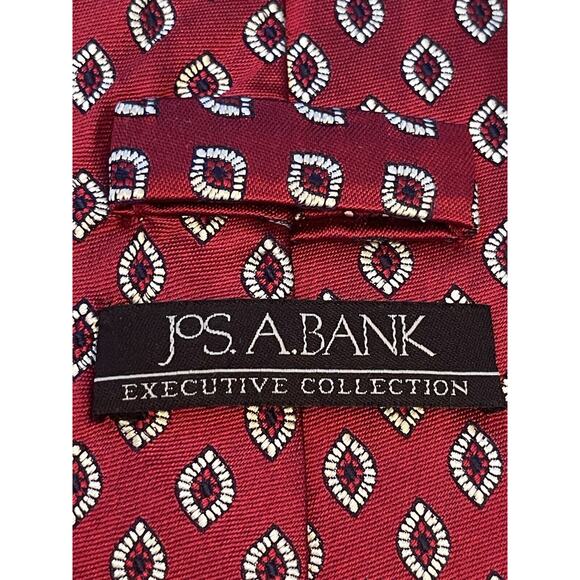 Jos. A. Bank Executive Collection Red Blue 100% Silk Mens Neck Tie Made In China - Picture 8 of 9